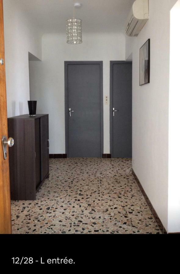 Appartement Tout Confort Avec Parking Ferme Arles Exteriér fotografie