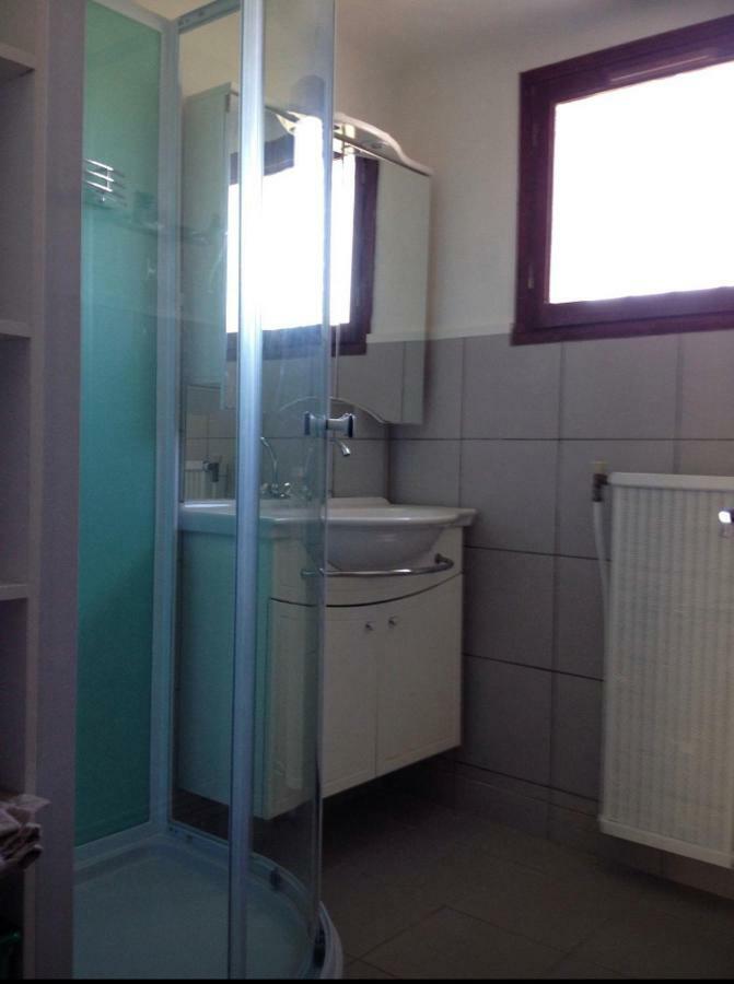 Appartement Tout Confort Avec Parking Ferme Arles Exteriér fotografie